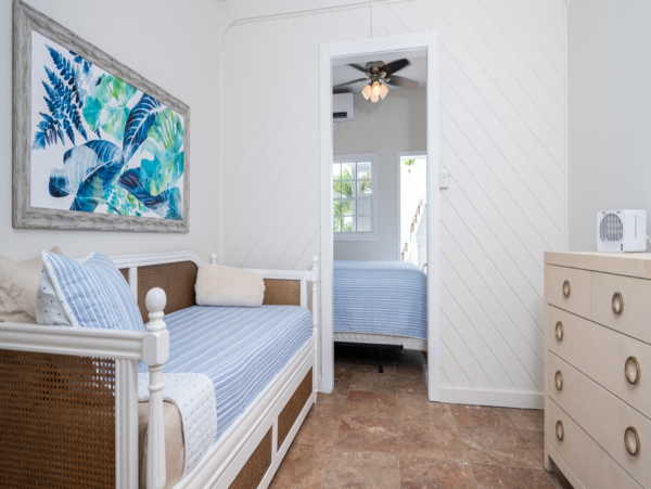 Luxury Villa Retreat 5_Bedroom - Spacious & Comfortable Accommodation